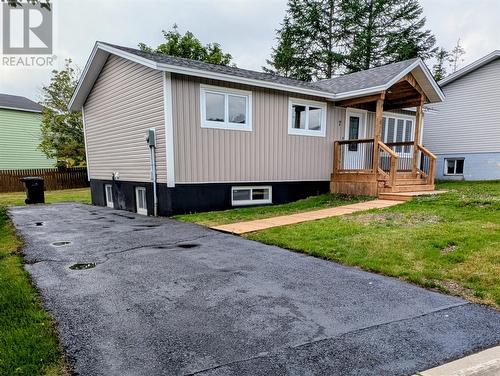 7 Norman Drive  Mount Pearl, NL A1N 2T9