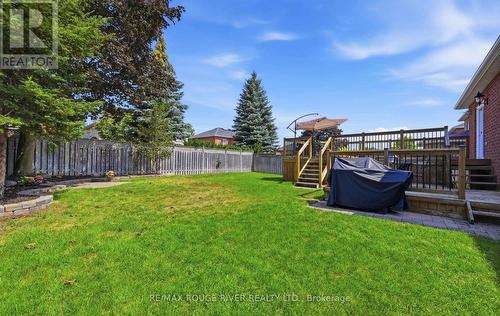 32 Patrick Drive, Whitby, ON - Outdoor