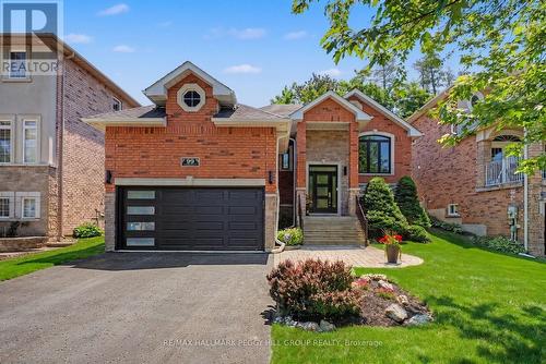 99 CUMMING DRIVE  Barrie, ON L4N 0C6