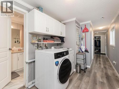 41-4 Prospector Road, Whitehorse, YT - Indoor Photo Showing Laundry Room