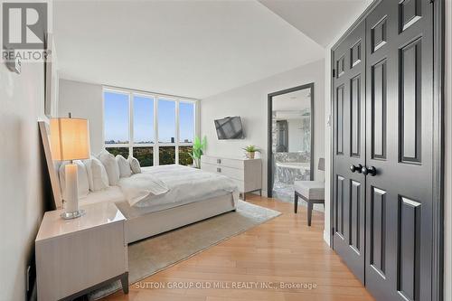 Primary Bedroom - 1908 - 2285 Lake Shore Boulevard W, Toronto, ON - Indoor Photo Showing Bedroom