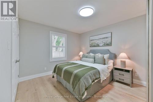 41 Ashbourne Drive, Toronto, ON - Indoor Photo Showing Bedroom