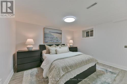 41 Ashbourne Drive, Toronto, ON - Indoor Photo Showing Bedroom