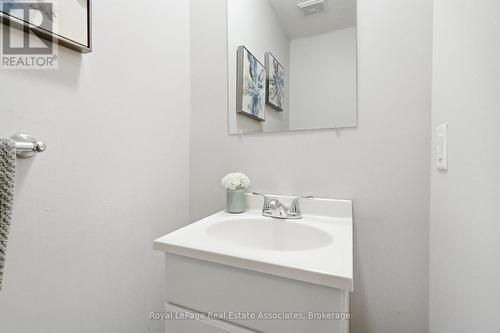 1 - 509 Quiet Place, Waterloo, ON - Indoor Photo Showing Bathroom