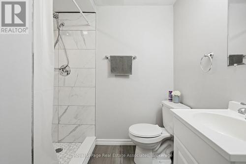1 - 509 Quiet Place, Waterloo, ON - Indoor Photo Showing Bathroom