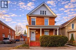 38 NELSON Street Brantford, ON N3T 2M8