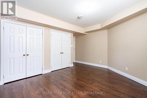 91 Maryjane Road, Tiny, ON - Indoor Photo Showing Other Room