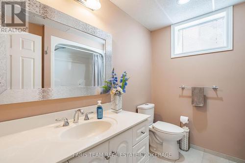 91 Maryjane Road, Tiny, ON - Indoor Photo Showing Bathroom