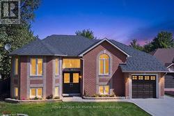 402 RAMBLEWOOD DRIVE  Wasaga Beach, ON L9Z 2N9
