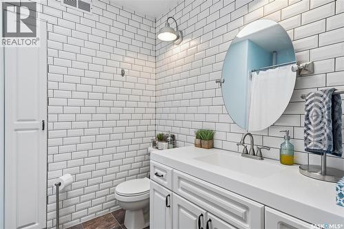 414 Sumner Lane, Saskatoon, SK - Indoor Photo Showing Bathroom