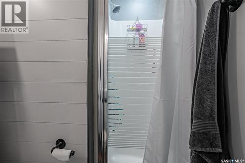 414 Sumner Lane, Saskatoon, SK - Indoor Photo Showing Bathroom