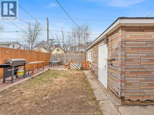1477 Windermere Road, Windsor, ON - Outdoor