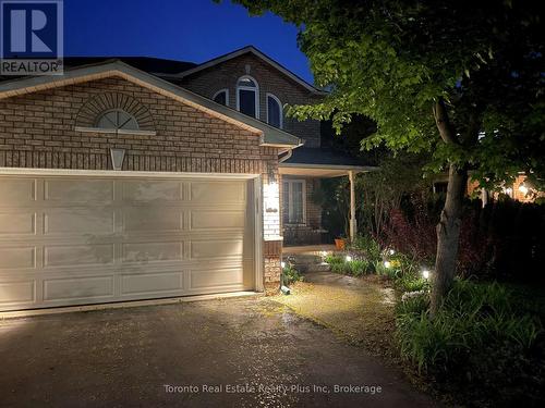 21 Nicholson Drive, Barrie, ON - Outdoor