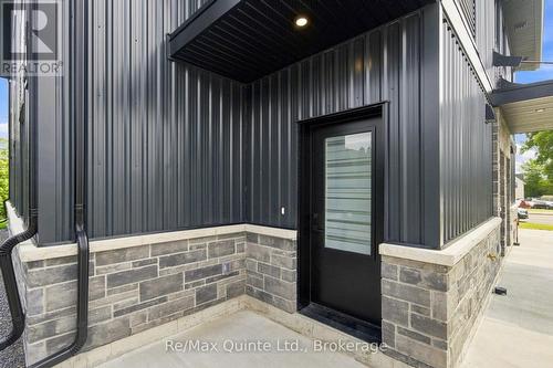 D - 5 SIENNA AVENUE , Belleville (Belleville Ward), Ontario K8P 4G5 5