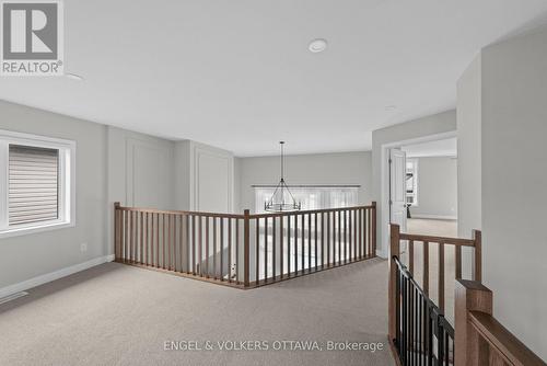 351 Shuttleworth Drive, Ottawa, ON - Indoor Photo Showing Other Room