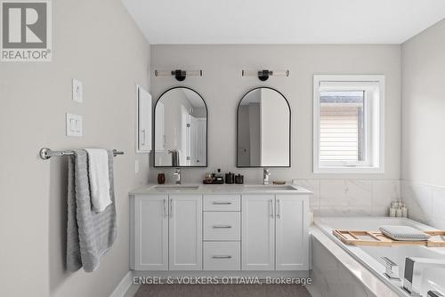 351 Shuttleworth Drive, Ottawa, ON - Indoor Photo Showing Bathroom