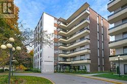 306 - 921 MIDLAND AVENUE Toronto, ON M1K 4G2