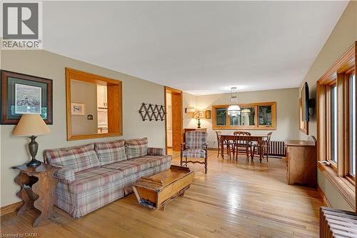 136 Blair Road, Cambridge, ON - Indoor Photo Showing Living Room