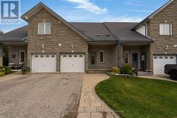 11 - 125 HURONIA ROAD Barrie, ON L4N 4G1