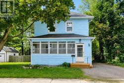 28 MONTAGUE STREET Smiths Falls, ON K7A 2M1