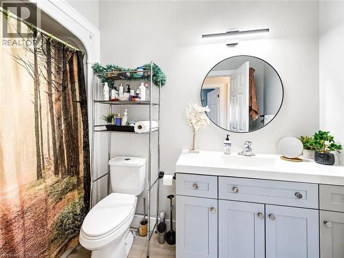 233 Red Clover Court, Kitchener, ON - Indoor Photo Showing Bathroom