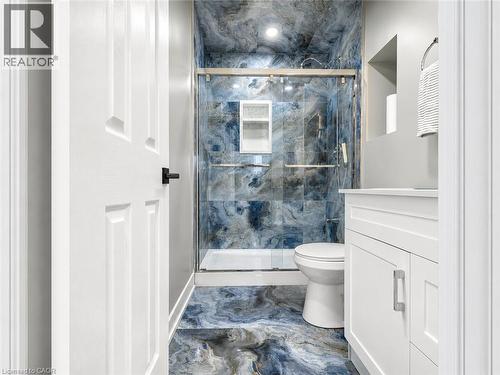 233 Red Clover Court, Kitchener, ON - Indoor Photo Showing Bathroom