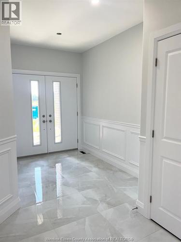 31 Eagle, Leamington, ON - Indoor Photo Showing Other Room