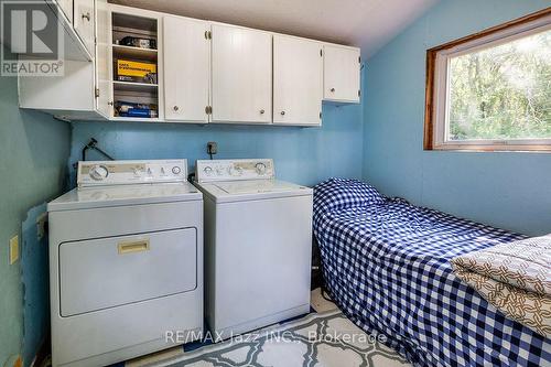 50 Long Island, Otonabee-South Monaghan, ON - Indoor Photo Showing Laundry Room