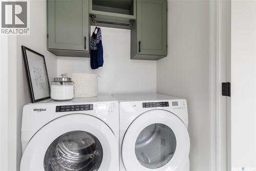 238 Dubois Crescent, Saskatoon, SK - Indoor Photo Showing Laundry Room
