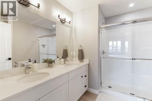 238 Dubois Crescent, Saskatoon, SK - Indoor Photo Showing Bathroom