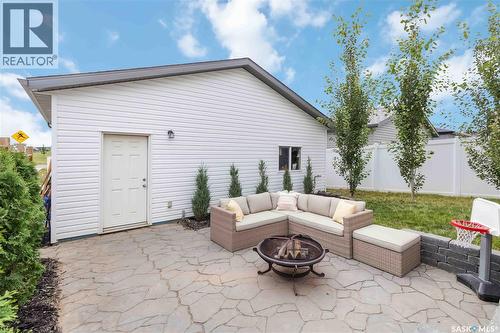 238 Dubois Crescent, Saskatoon, SK - Outdoor