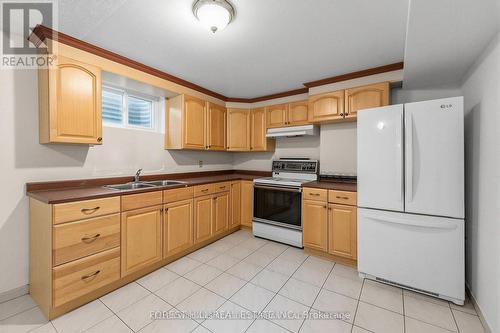 4129 Molly Avenue, Mississauga, ON - Indoor Photo Showing Kitchen With Double Sink