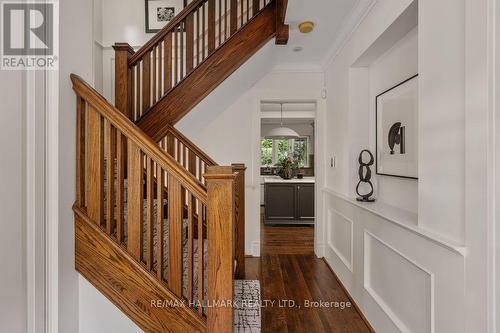 14 Pine Crescent, Toronto, ON - Indoor Photo Showing Other Room