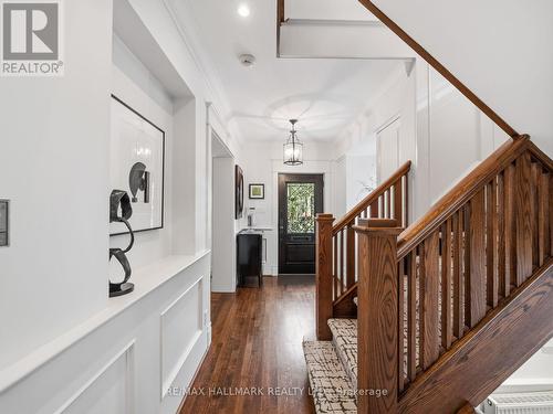 14 Pine Crescent, Toronto, ON - Indoor Photo Showing Other Room