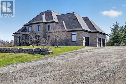 7645 Maltby Road E, Puslinch, ON - Outdoor
