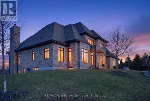 7645 Maltby Road E, Puslinch, ON - Outdoor