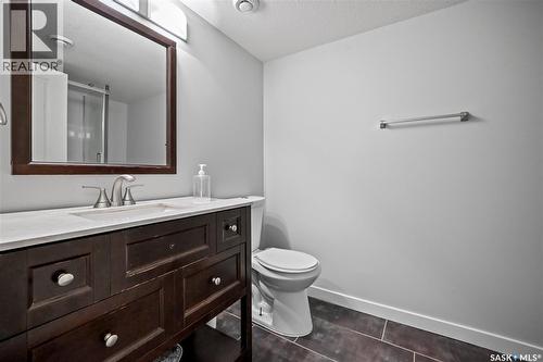 5234 Campling Avenue, Regina, SK - Indoor Photo Showing Bathroom