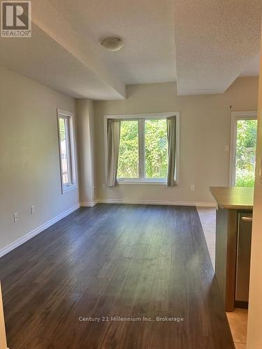 32 ARCADIA ROAD , Wasaga Beach, Ontario L9Z 3C7 4