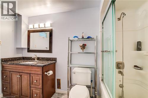 282 Driftwood Drive, Kitchener, ON - Indoor Photo Showing Bathroom