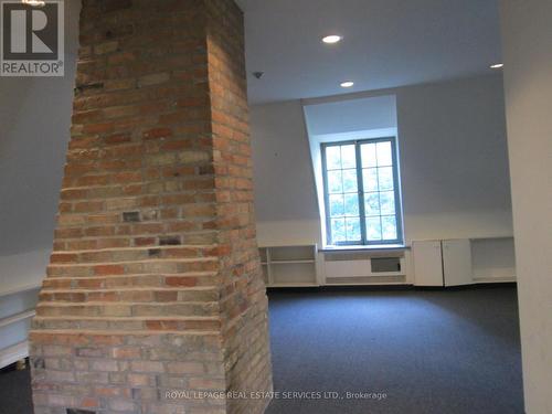 6 Trinity Square, Toronto, ON 