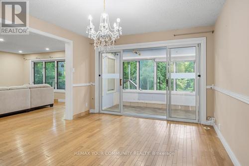 39 Cadillac Avenue, Toronto, ON - Indoor Photo Showing Other Room