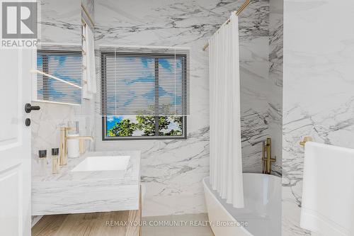 Virtual Renovation - 39 Cadillac Avenue, Toronto, ON - Indoor Photo Showing Bathroom