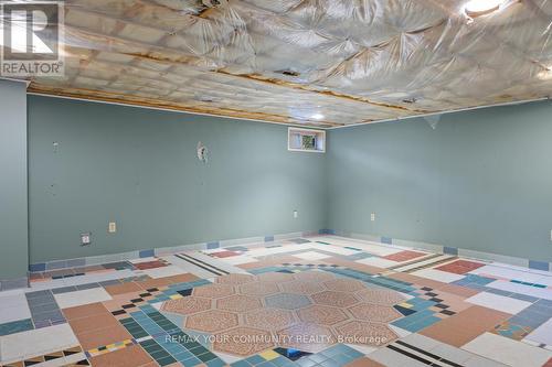 39 Cadillac Avenue, Toronto, ON - Indoor