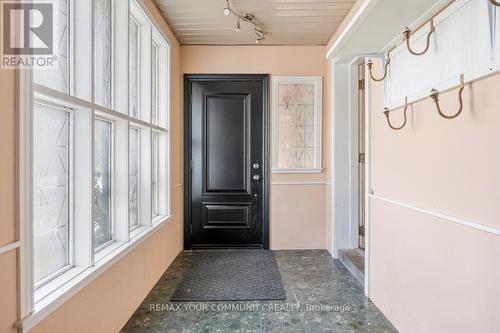 39 Cadillac Avenue, Toronto, ON - Indoor Photo Showing Other Room