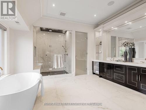 39 Rippleton Road, Toronto, ON - Indoor Photo Showing Bathroom
