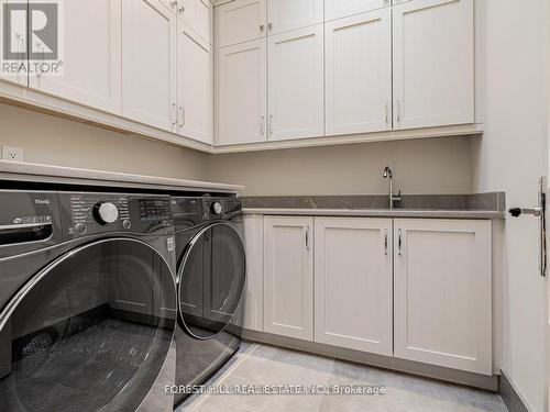 39 Rippleton Road, Toronto, ON - Indoor Photo Showing Laundry Room