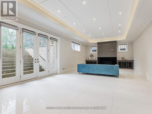 39 Rippleton Road, Toronto, ON - Indoor Photo Showing Other Room