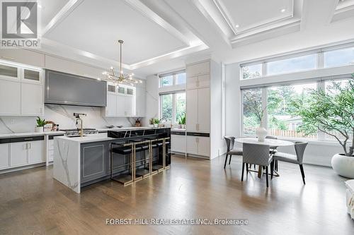49 Ravenscroft Circle, Toronto, ON - Indoor Photo Showing Kitchen With Upgraded Kitchen