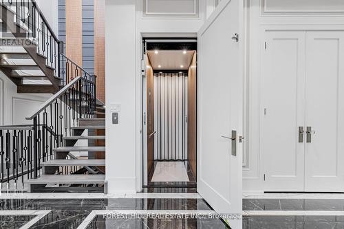 49 Ravenscroft Circle, Toronto, ON - Indoor Photo Showing Other Room