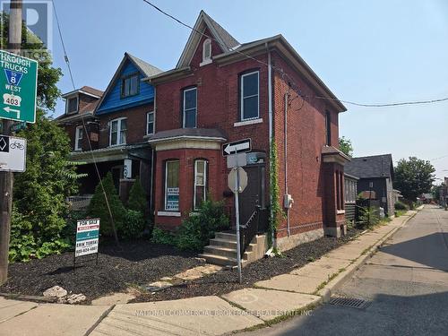 138 VICTORIA AVENUE N  Hamilton, ON L8L 5E8